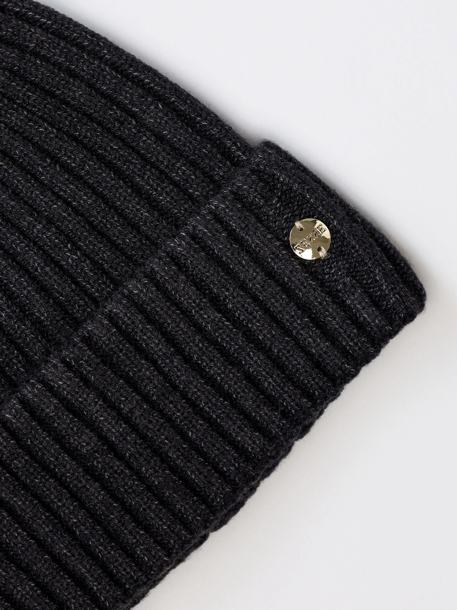 Шапка-бини из смесовой вискозы на подкладе с отворотом в ассортименте